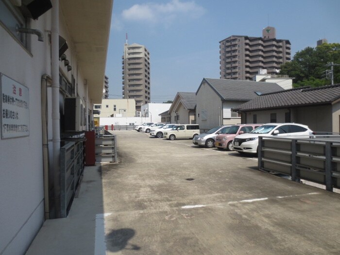 山手アベニュ－の物件外観写真