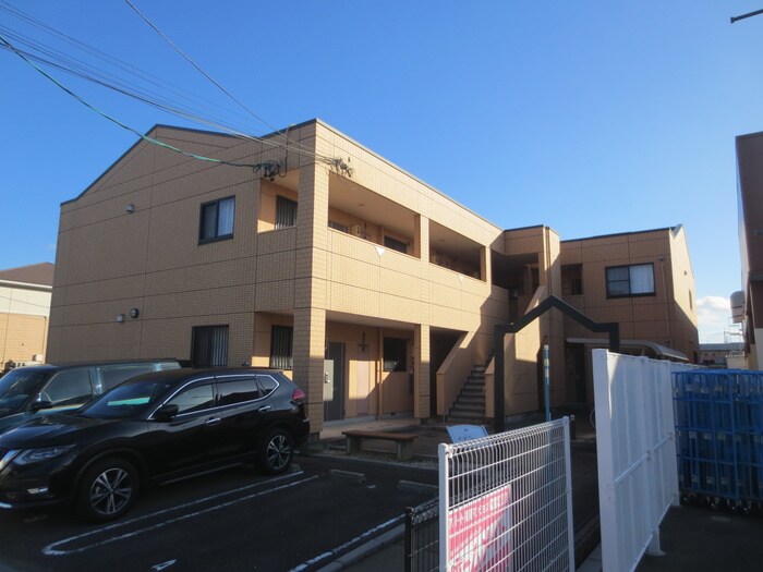 エルシオンの物件外観写真