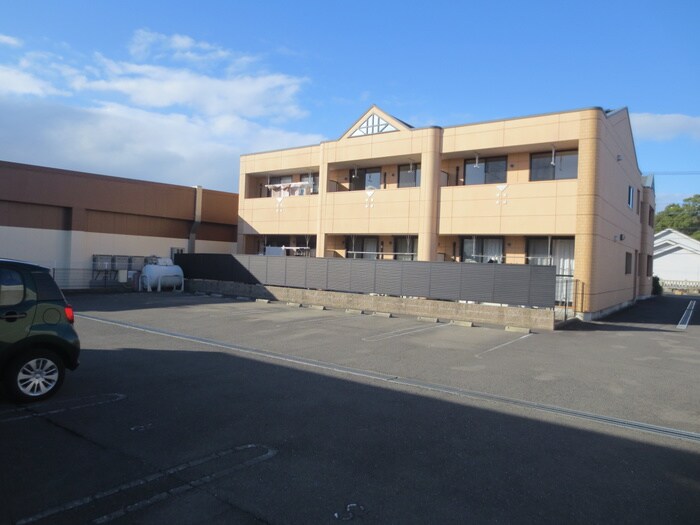 エルシオンの物件外観写真