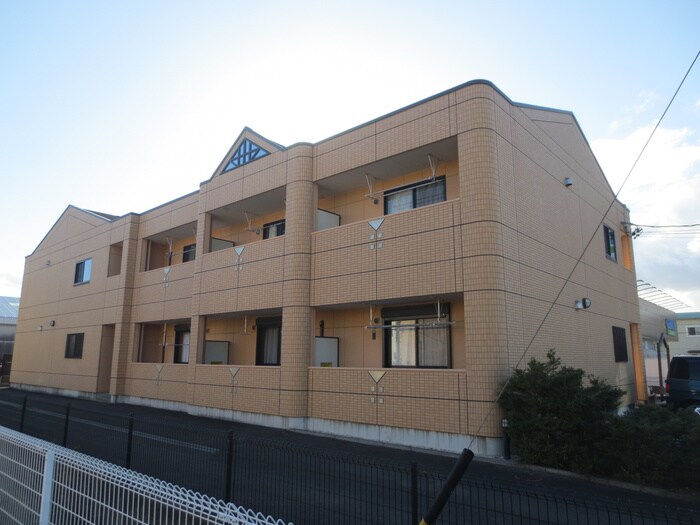 エルシオンの物件外観写真