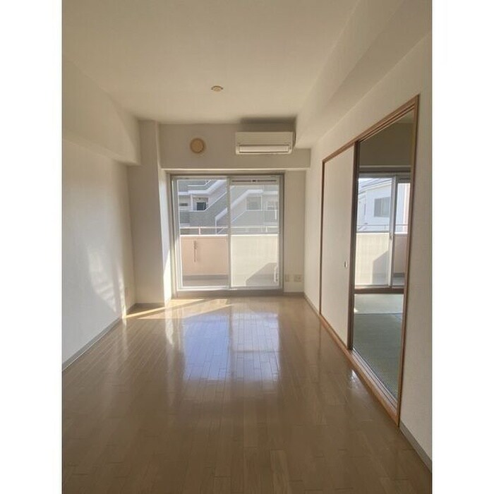 GRAND MAISON中小田井（E-1）の物件内観写真