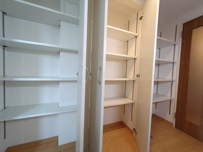 クレストタワー栄の物件内観写真