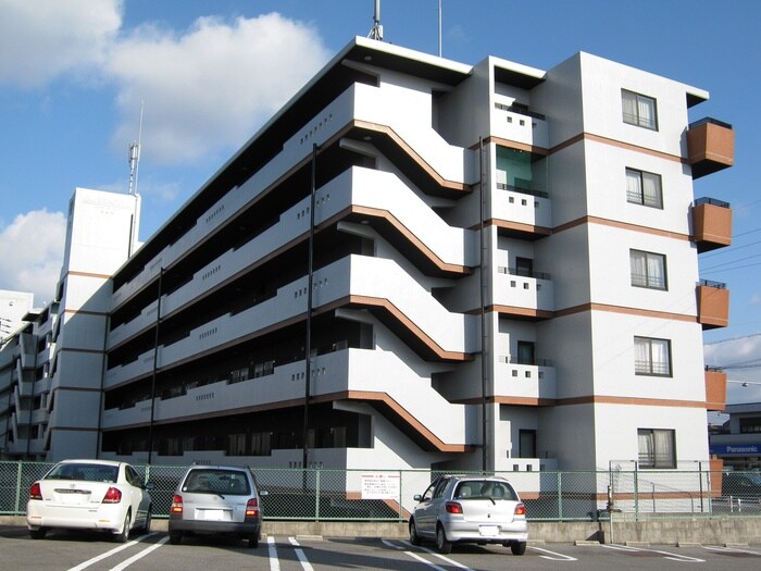 カ－サシ－ガル壱番館の物件外観写真