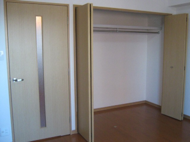 ラ ベル ヴィーの物件内観写真