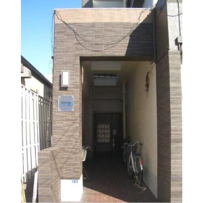 明治ビルの物件外観写真