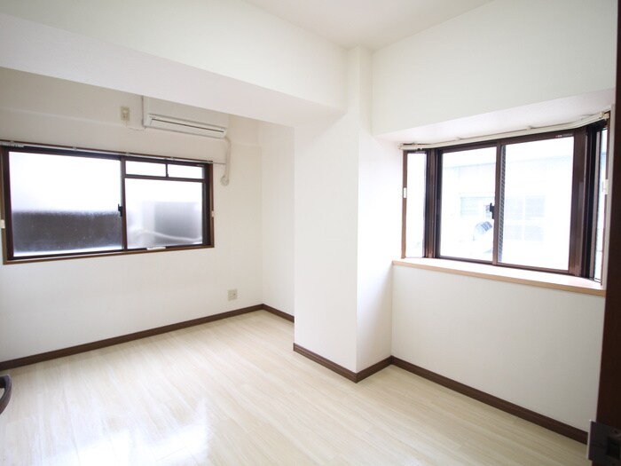 ガ－デンコ－ト元八事の物件内観写真