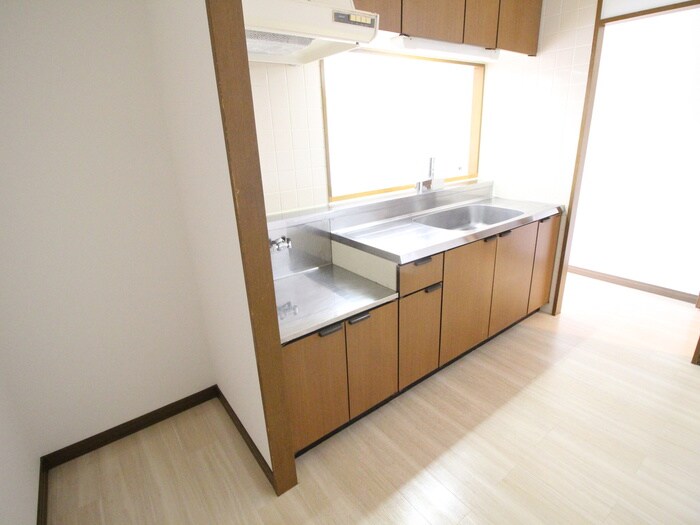 ガ－デンコ－ト元八事の物件内観写真