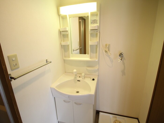 ガ－デンコ－ト元八事の物件内観写真