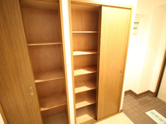 ガ－デンコ－ト元八事の物件内観写真