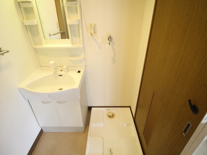 ガ－デンコ－ト元八事の物件内観写真