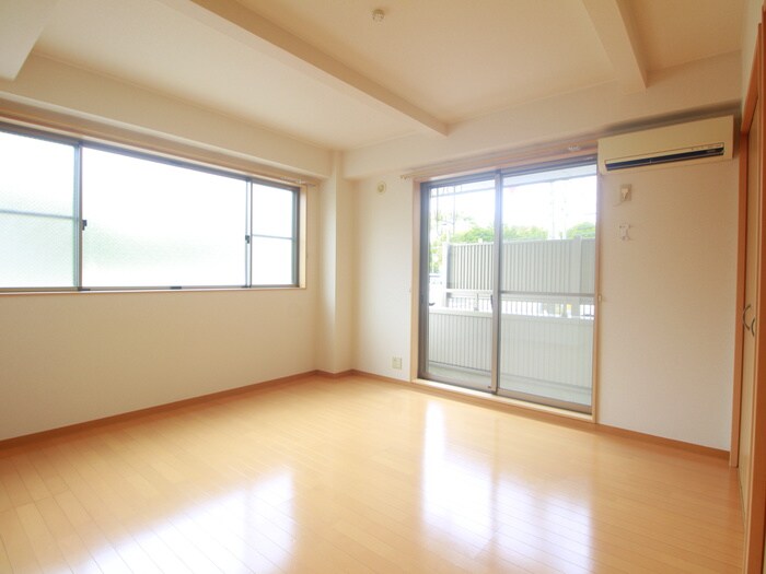 メゾンハナブサの物件内観写真