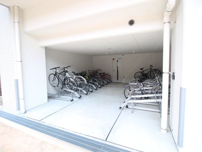 パルティール植田の物件外観写真