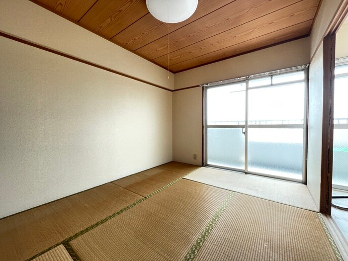 マンション鬼頭の物件内観写真