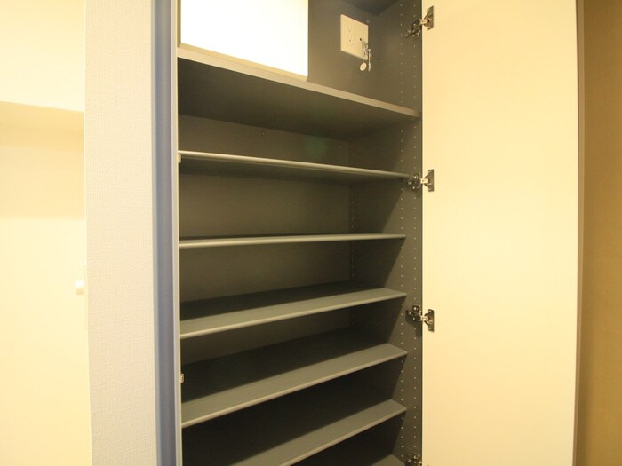 TENAS丸の内の物件内観写真