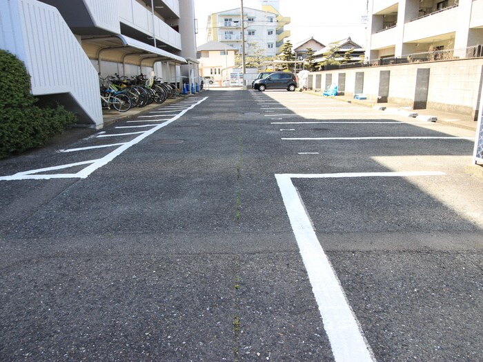 平島ハイツの物件外観写真