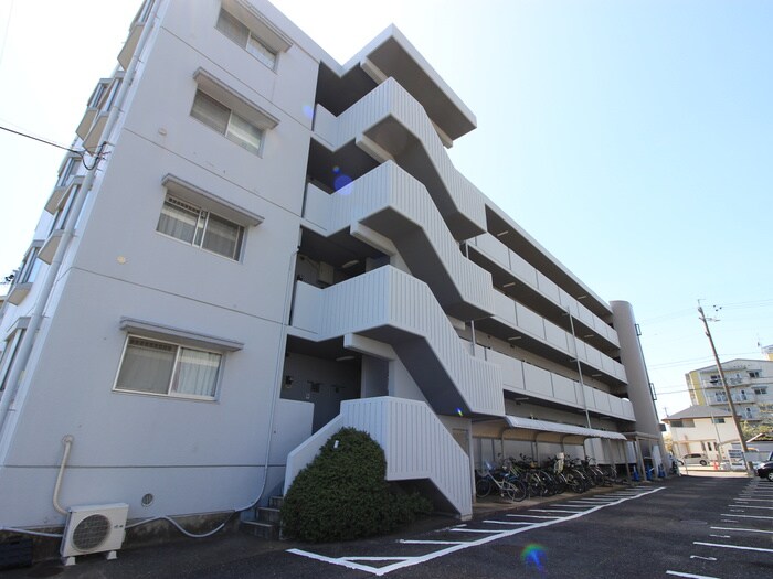平島ハイツの物件外観写真