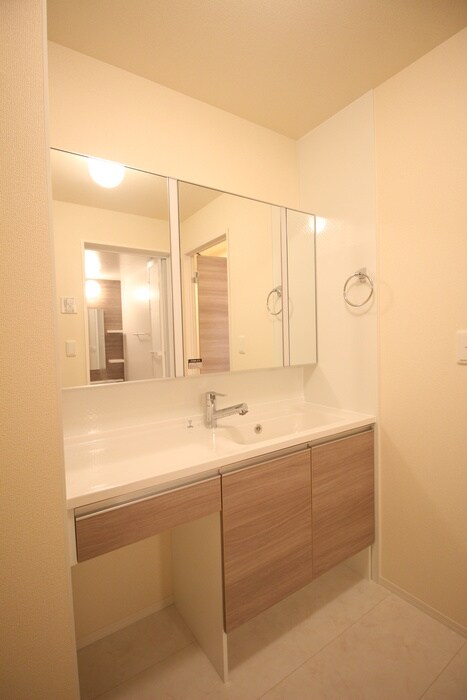 ル　リオン　浅間町の物件内観写真