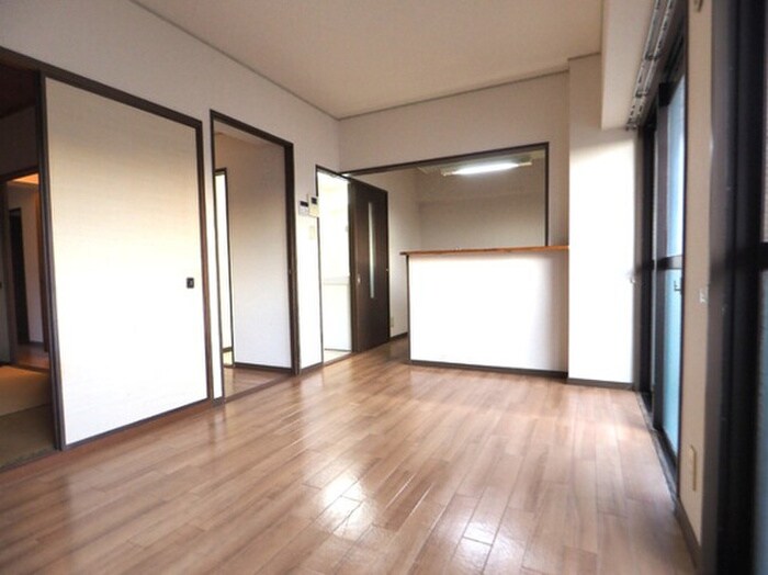 ブリックコート52の物件内観写真