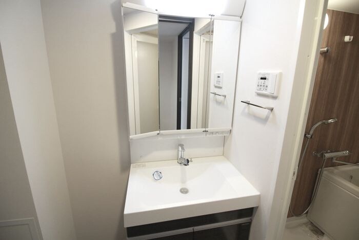 リシュドール鶴舞公園の物件内観写真