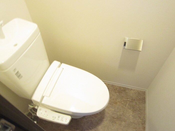 リシュドール鶴舞公園の物件内観写真