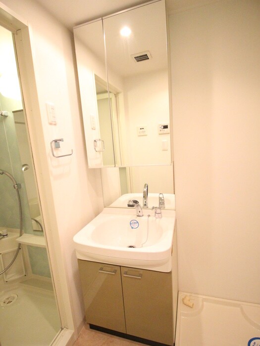 UURコート名古屋名駅の物件内観写真