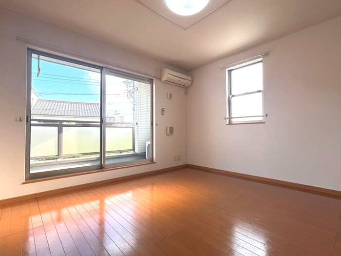 オークフォレスト名東の物件内観写真
