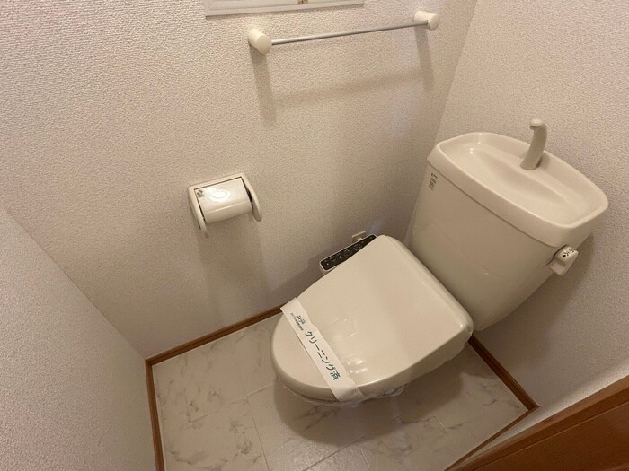 オークフォレスト名東の物件内観写真