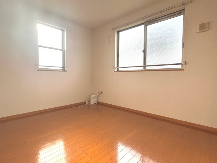 オークフォレスト名東の物件内観写真