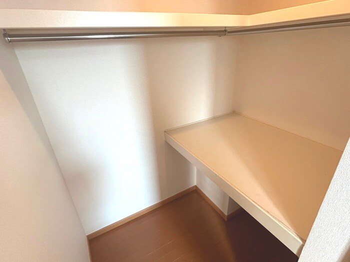 オークフォレスト名東の物件内観写真