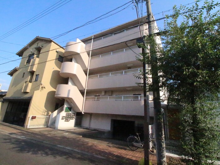 ヤマヨシマンションの物件外観写真