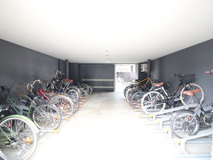 ﾌﾟﾚｻﾝｽ名古屋ｸﾞﾛｳ(801)の物件外観写真