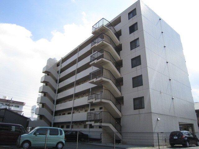 ｻｸｾｽ小田井の物件外観写真