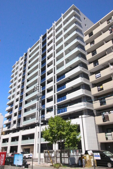 ロイジェント日吉の物件外観写真