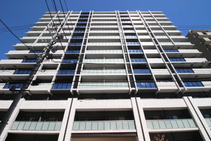 ロイジェント日吉の物件外観写真