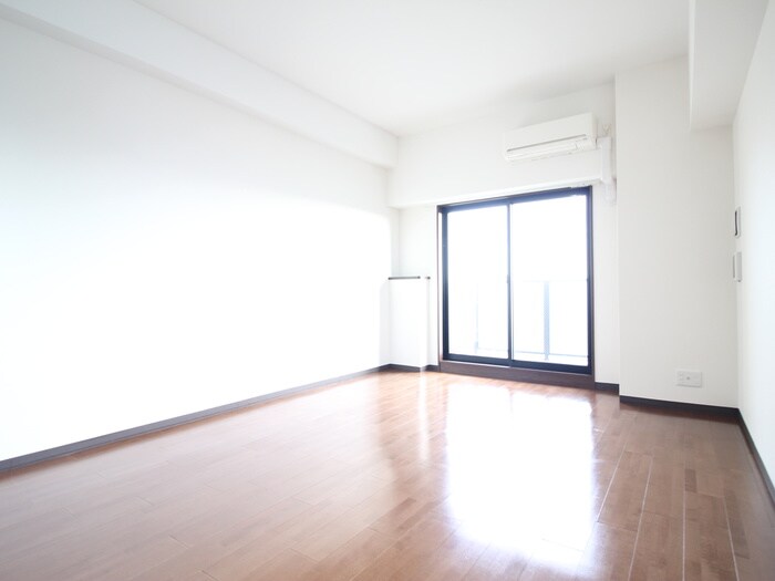 ドゥナーレ畑江通の物件内観写真