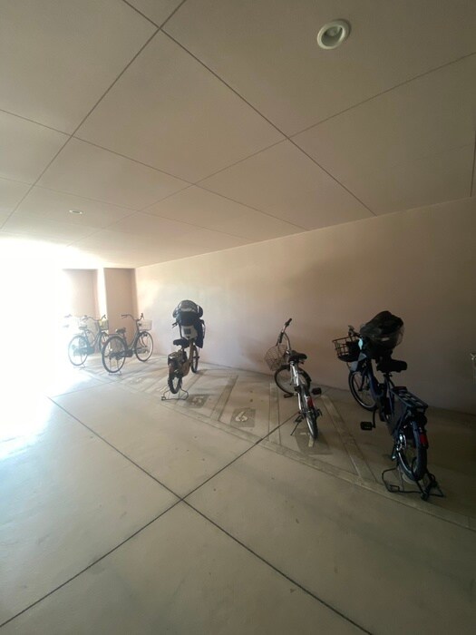 ドゥナーレ畑江通の物件外観写真