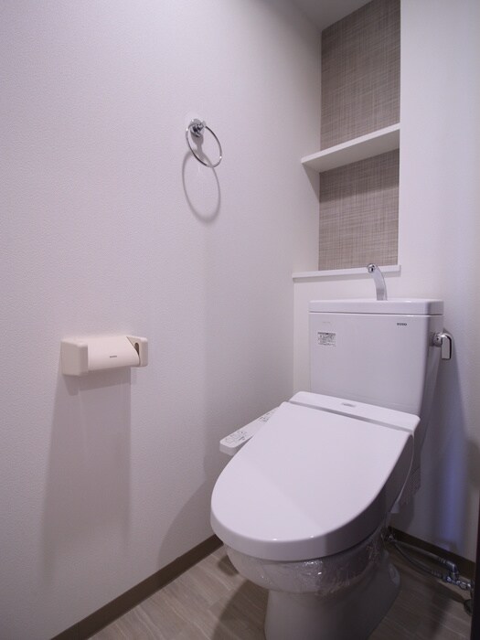 ドゥナーレ畑江通の物件内観写真