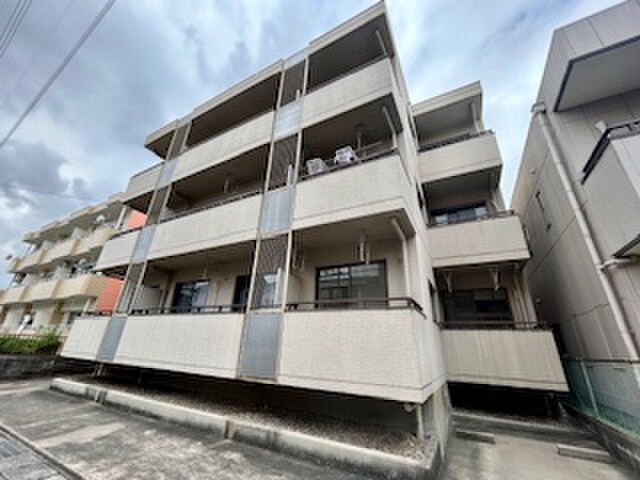 スカイベルの物件外観写真