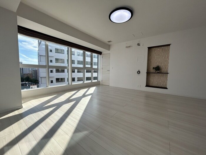 ｱﾙﾊﾞｯｸｽﾀﾜｰ金山駅前(802)の物件内観写真