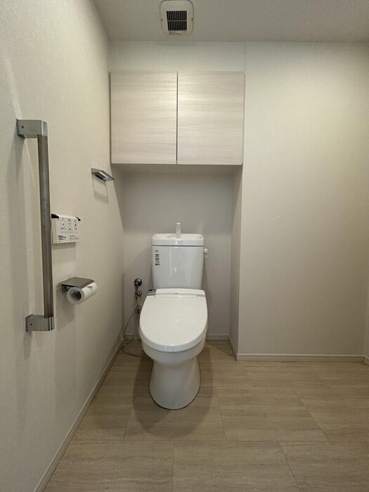 ｱﾙﾊﾞｯｸｽﾀﾜｰ金山駅前(802)の物件内観写真