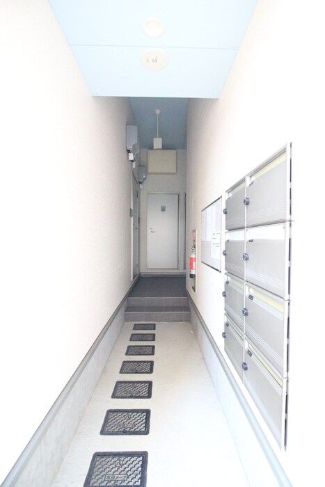 リバティ八田の物件外観写真