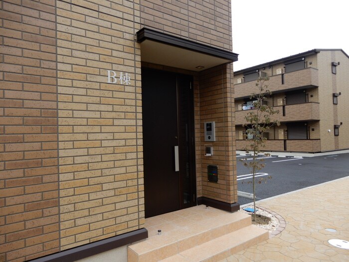 クレール　Ｂ棟の物件外観写真