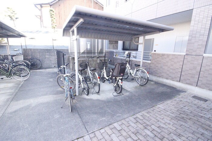 ビレッジあじきの物件外観写真