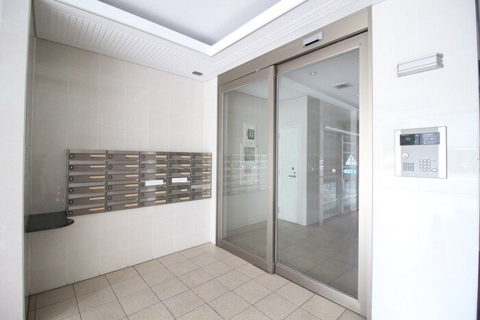 グランシャリオ栄の物件外観写真