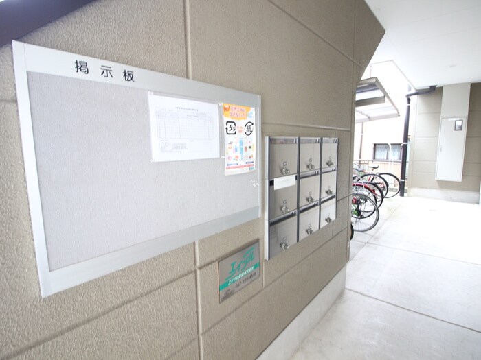 WOODY CASTLEの物件外観写真