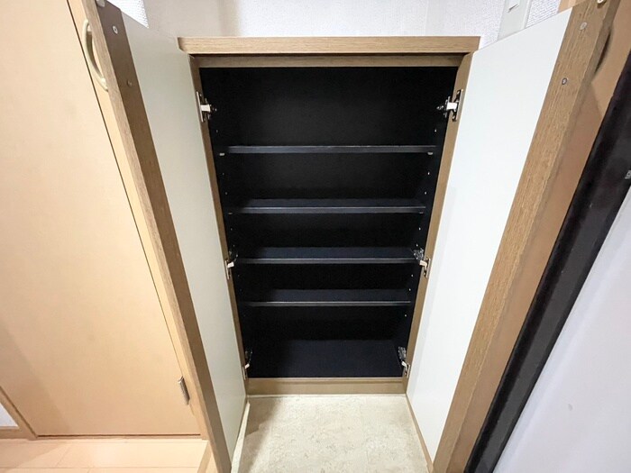 セレブランド堀田駅前の物件内観写真