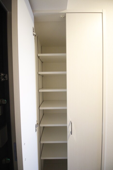 ディアレイシャス浅間町IIIの物件内観写真