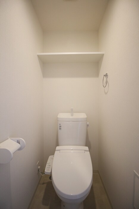 ディアレイシャス浅間町IIIの物件内観写真