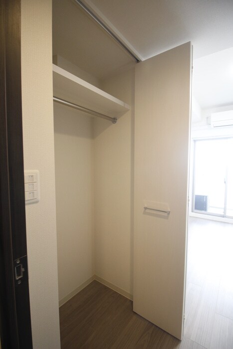 ディアレイシャス浅間町IIIの物件内観写真