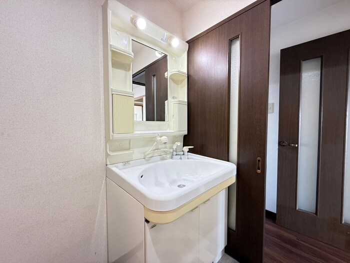 リ－フマンショングランディアの物件内観写真